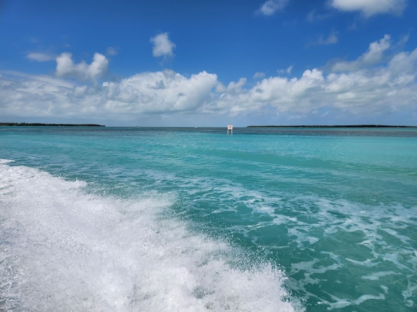 Boating and turquoise water in the Florida Keys
